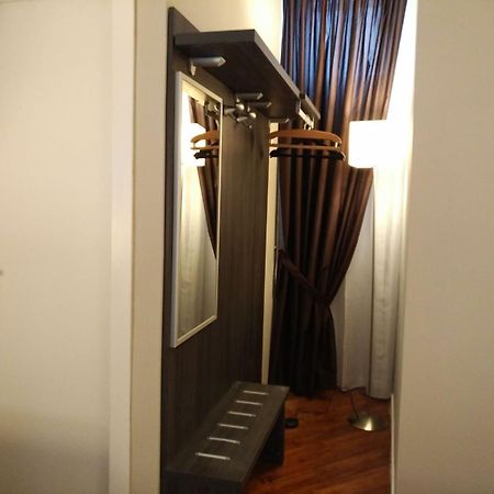 Brain Rooms & Suite Pagani Exterior foto
